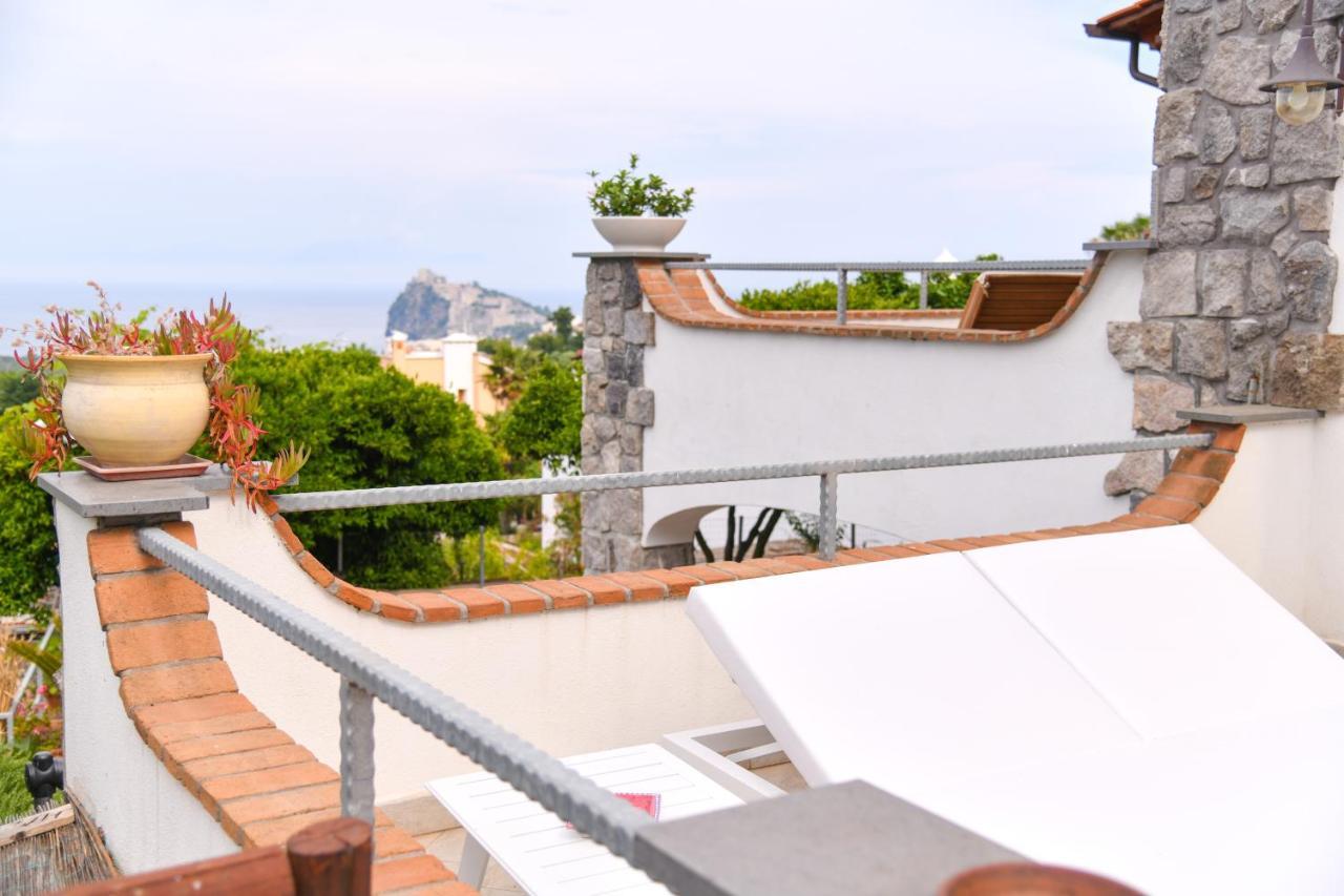 Relais Maison De Charles Bed & Breakfast Ischia Ngoại thất bức ảnh