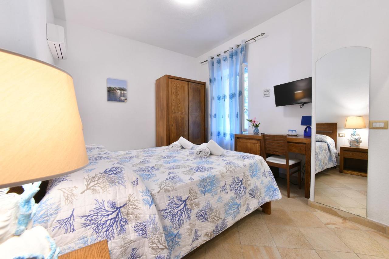 Relais Maison De Charles Bed & Breakfast Ischia Ngoại thất bức ảnh